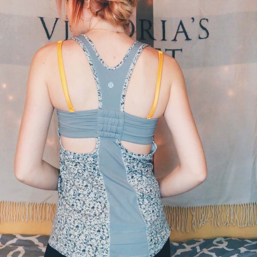 Lululemon tank